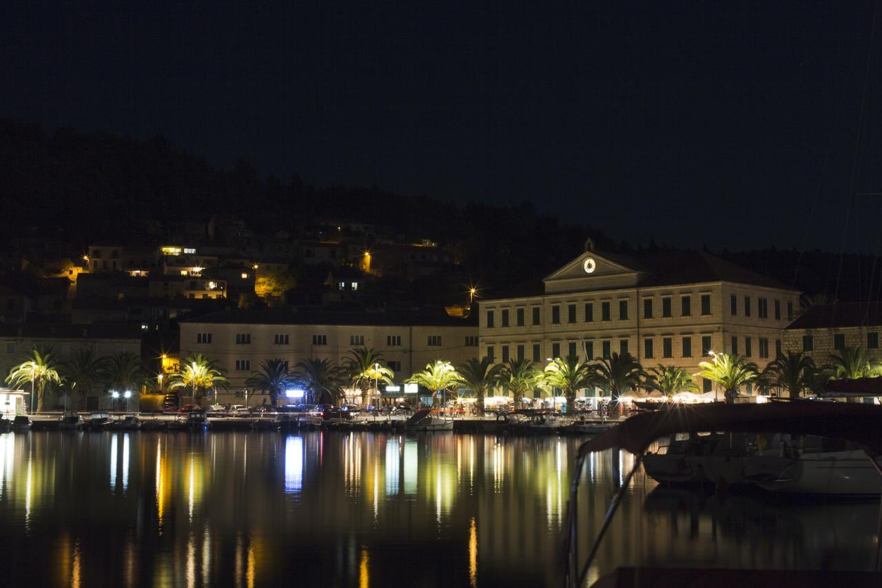 Apartments Vela Luka Exterior photo