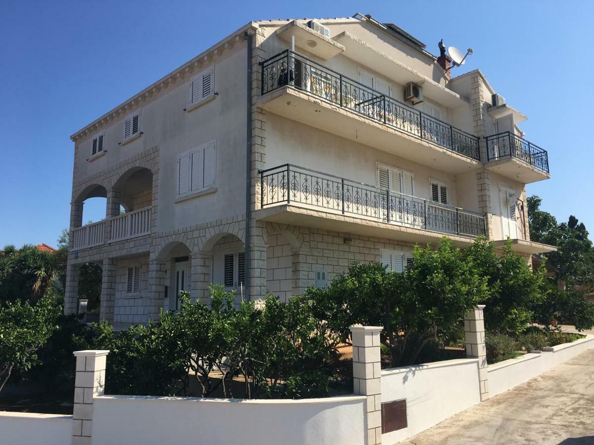 Apartments Vela Luka Exterior photo